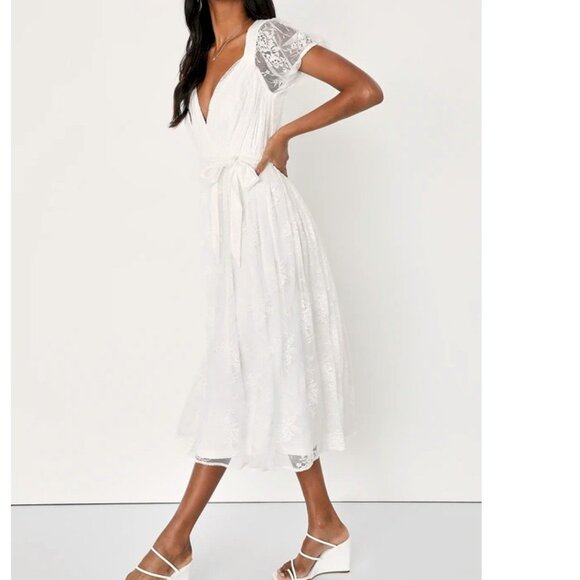 Lulus Romantic Prose White Lace Puff Sleeve Midi Skater Dress Size Small NWOT - Picture 3 of 11